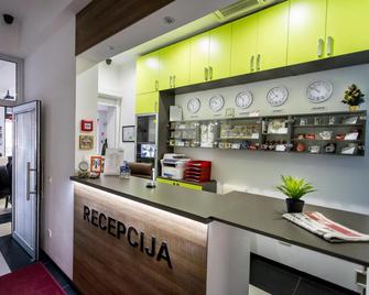 Hostel Moving - Zagreb - Front desk