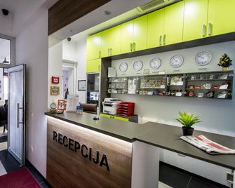 Hostel Moving - זאגרב - דלפק קבלה