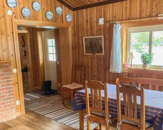4 Person Holiday Home In Torsby-By Traum - Torsby - Salle à manger