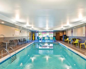 Home2 Suites by Hilton Dayton Vandalia - Dayton - Piscina