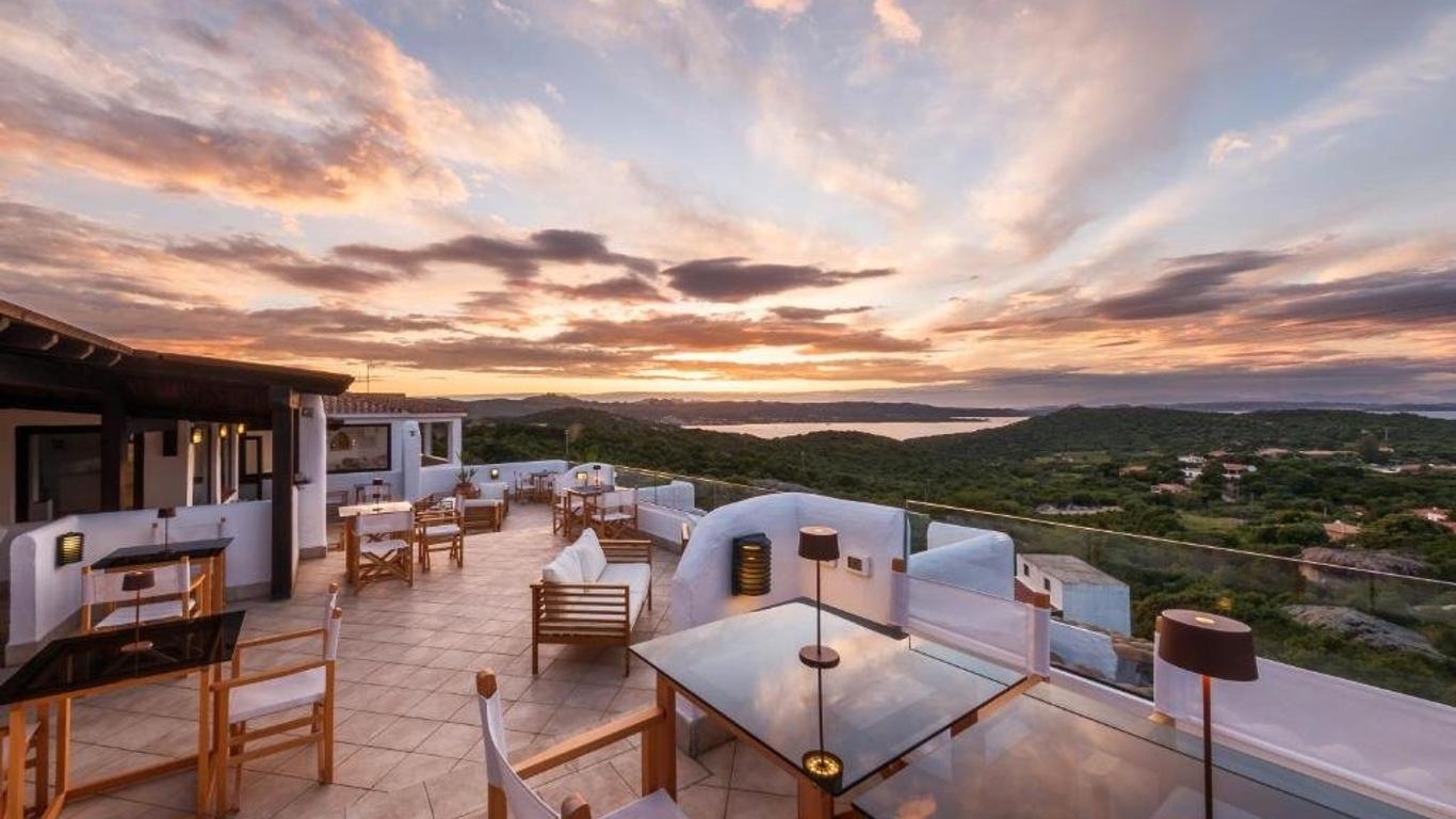Hotel Pedra Santa