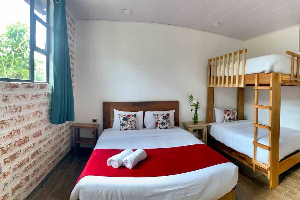 Margarit Boutique Hotel - Mindo - Bedroom