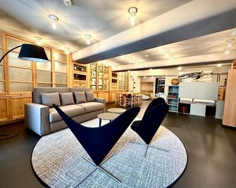 Hotel Village - Quart - Lounge