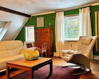 Relaxation, culture and nature - your time out in green Mecklenburg - Hagenow - Huiskamer