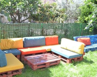 Open Doors Bed & Breakfast - Shkoder - Patio