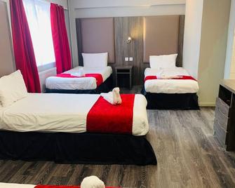 فندق ليلي - لندن - غرفة نوم