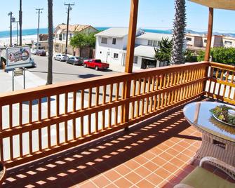 Motel 6 Pismo Beach - Pacific Ocean - Pismo Beach - Balcony