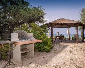 Villa Corallo Sofia - San Vincenzo - Patio