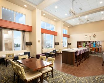 Hampton Inn & Suites by Hilton Barrie - Barrie - Restoran