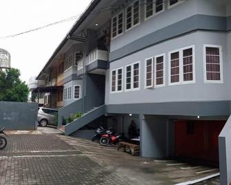 Maven Cilandak - Yakarta - Edificio