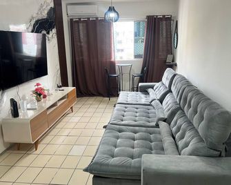 Boa Viagem Flat Comfort Super comfortable apartment in the heart of Boa Viagem. - Recife - Living room
