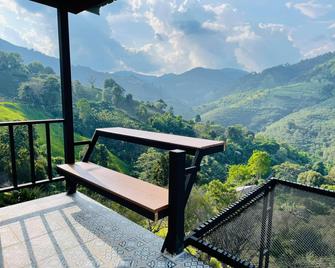 Maesalong Mountain Home Resort - Chiang Rai - Balcony