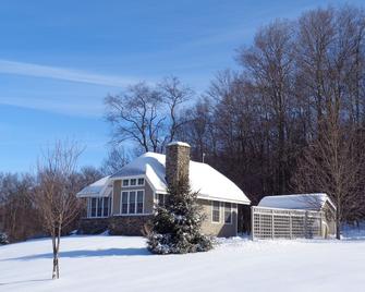 Wagner Hill Guest Cottage - Callicoon - Building