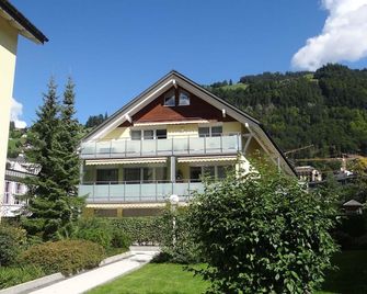 Apartment Bellevue-Park B 138 by Interhome - Engelberg - Edifício