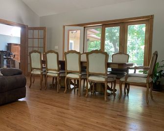 Breathtaking home close to Schaumburg, Chicago - Palatine - Dining room