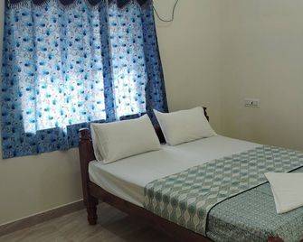 Sankara Residency - Kanchipuram - Bedroom