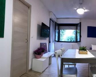 Short Term Apartment - San Lazzaro di Savena - Sala pranzo