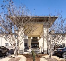 Econo Lodge Inn and Suites Little Rock SW