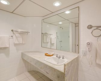 Rio Aeroporto Hotel - Rio de Janeiro - Bathroom