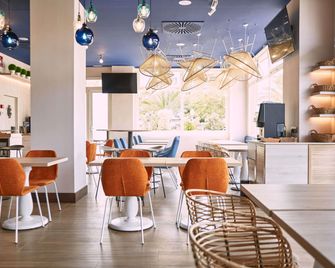 Ibis Elche - Elx - Bâtiment