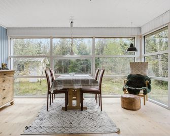 2 Bedroom Nice Home In Fjerritslev - Fjerritslev - Dining room