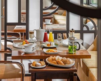 Terra Nostra Garden Hotel - פו