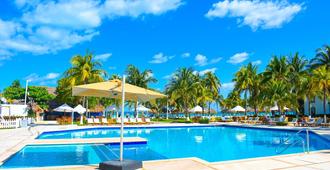 金哈海濱風景別墅套房酒店 - 坎昆 - Cancun/坎康 - 游泳池