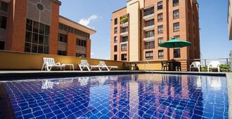 Armenia Hotel - Armenia - Uima-allas