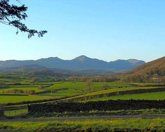 Pomona - Ulverston - Buiten zicht