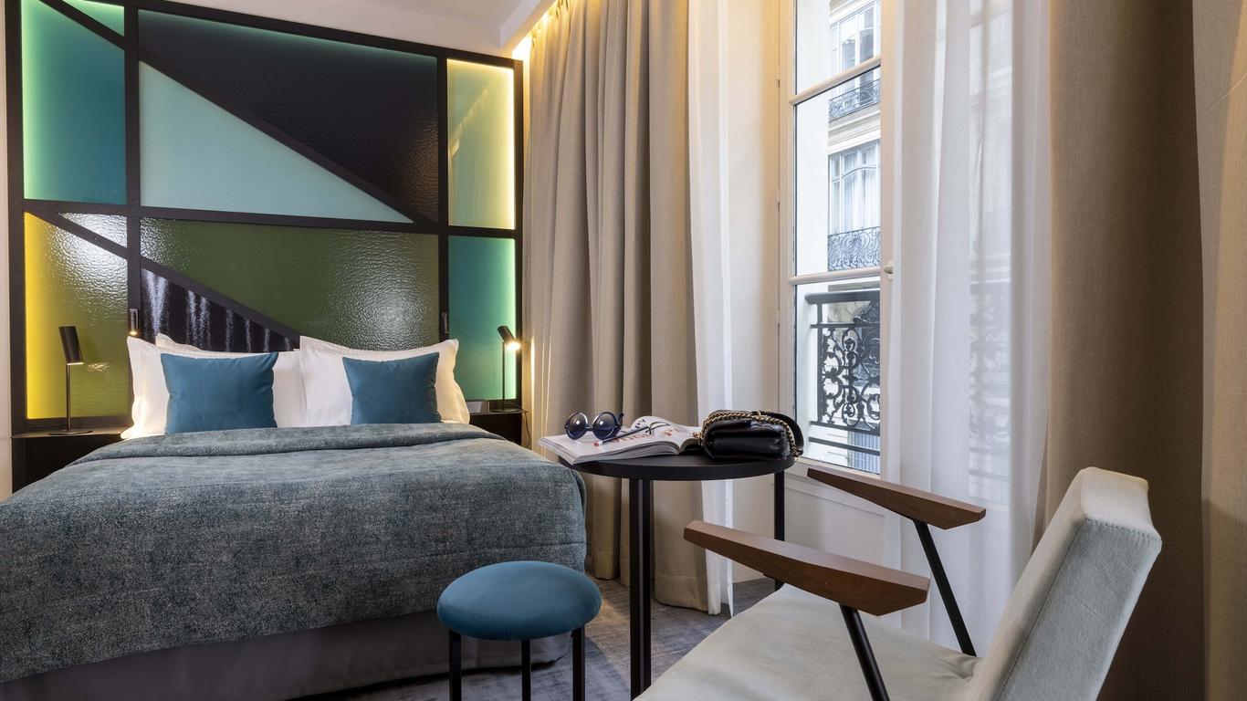 Le 12 Hotel