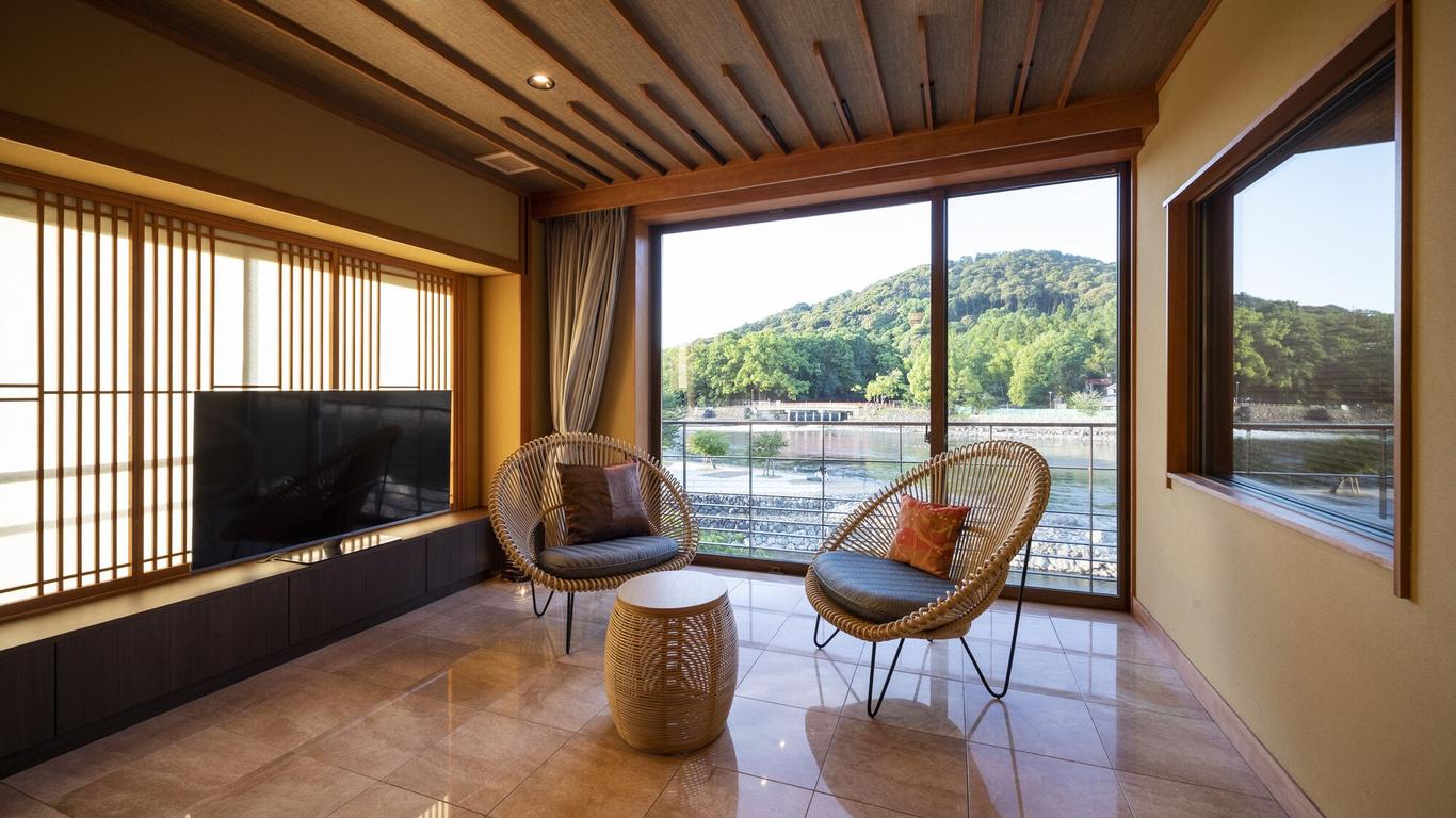 Hanayashiki Ukifune-en