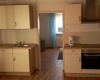 Ferienwohnung Klein am Natursteig Sieg - Etzbach - Keuken