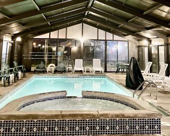 Quality Inn Byron - Warner Robins - Byron - Zwembad