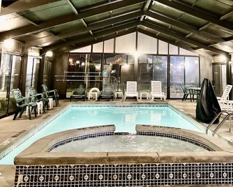Quality Inn Byron - Warner Robins - Byron - Zwembad