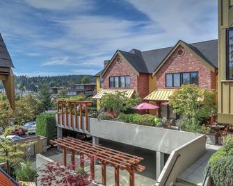 The Eagle Harbor Inn - Bainbridge Island