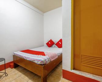 Busline Apartelle - Manila - Bedroom