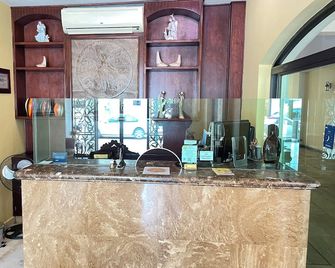 Hotel Centenario - Iguala - Front desk