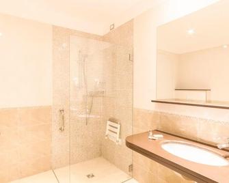 Diano Sporting Apartments - Diano Marina - Salle de bain