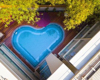 Virgin Beach Hotel - Ngapali Beach - Pool