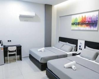Merrinton Hotel Temerloh - Temerloh - Bedroom