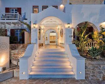 Stelia Mare Boutique Hotel - Naousa - Building