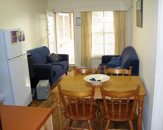 Shoalhaven, Unit 453 Shoal Bay Road - Shoal Bay - Dining room