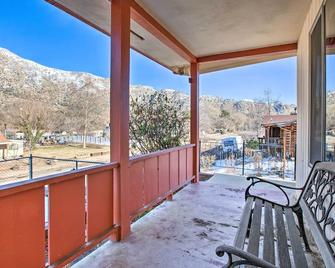 Scenic Kernville Home - Walk to Downtown and River! - Kernville - Балкон
