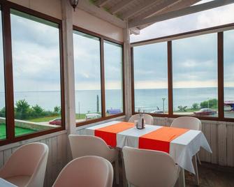 Hotel Perla Beach Luxury - Primorsko - Dining room
