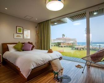 Solarseado Pension - Seogwipo - Bedroom