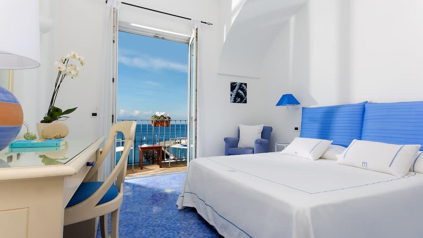 Relais Maresca Luxury Small Hotel