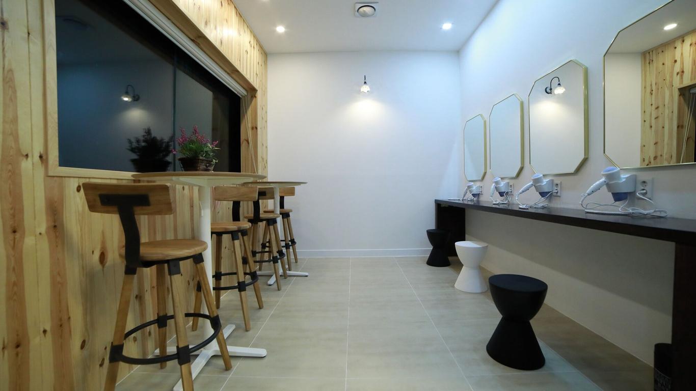 Book Home Gyeongju