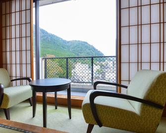Ooedo Onsen Monogatari Hotel New Shiobara - Nasu - Balcony