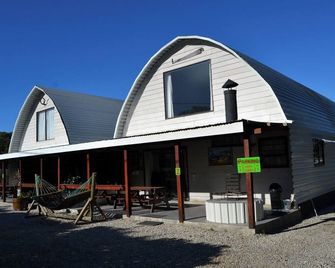 Arch Cabins Self Catering Homes Storms River - Stormsrivier - Gebäude