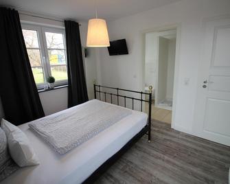 Pension Willebuhr - Mayen - Schlafzimmer